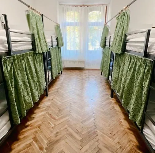 Do-re-mi Hostal *