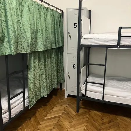 Do-re-mi Hostal